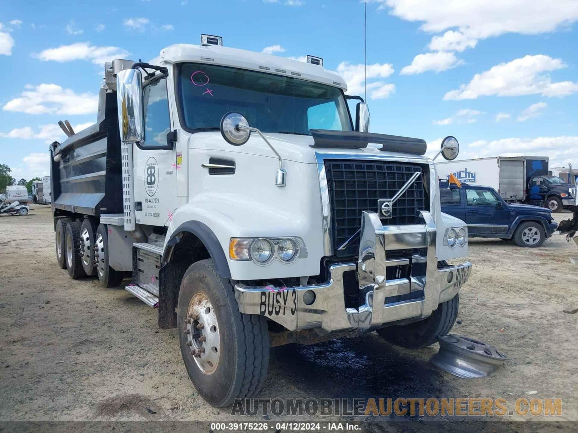 4V5KC9DH9LN243589 VOLVO VHD 2020