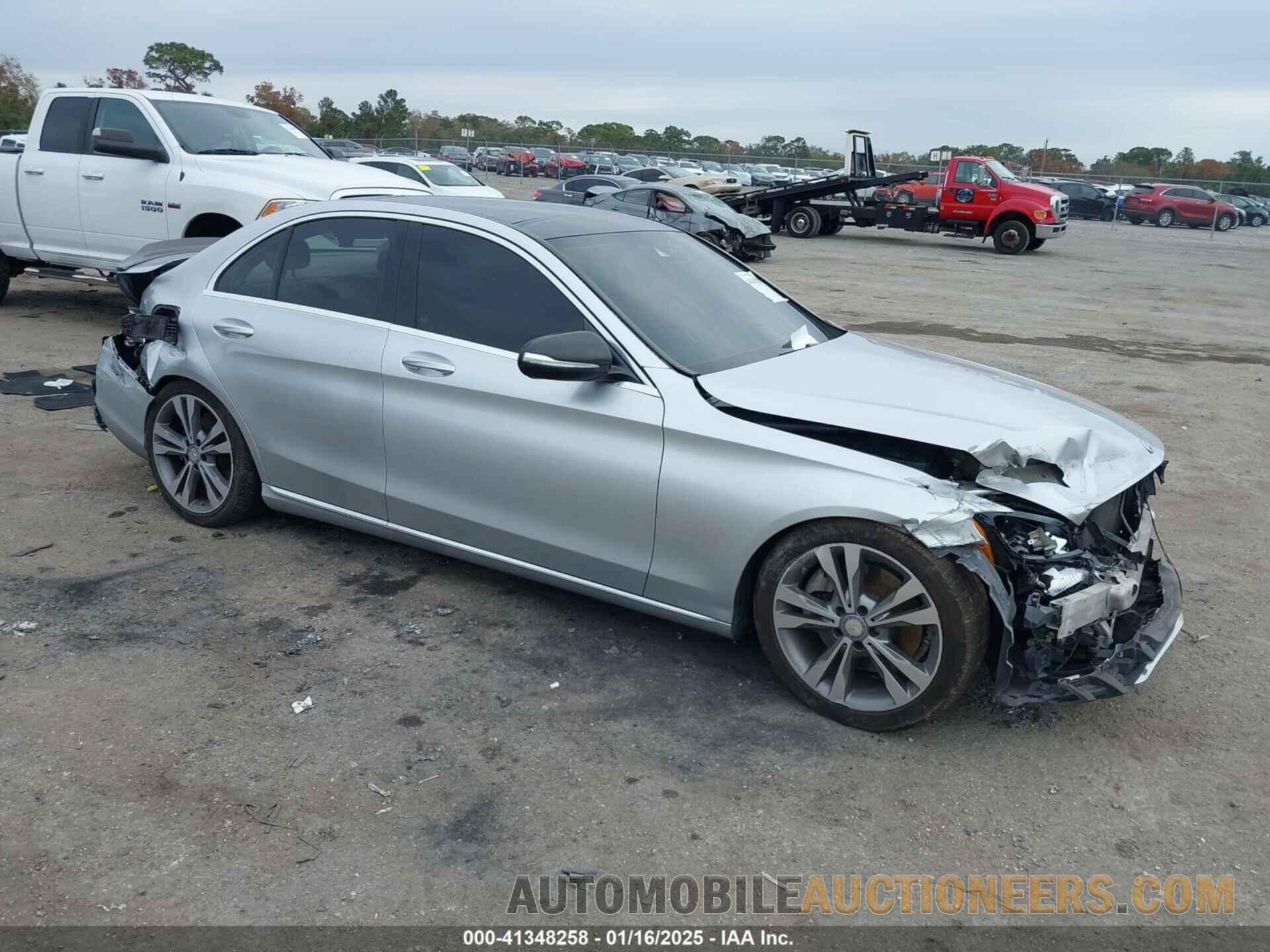 55SWF4JB0HU209332 MERCEDES-BENZ C 300 2017