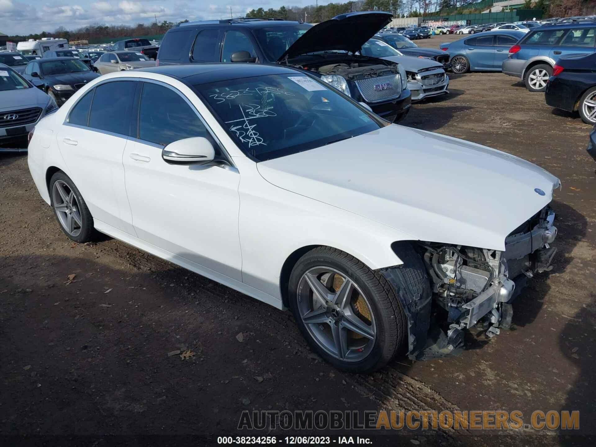 55SWF4JB0HU225143 MERCEDES-BENZ C 300 2017