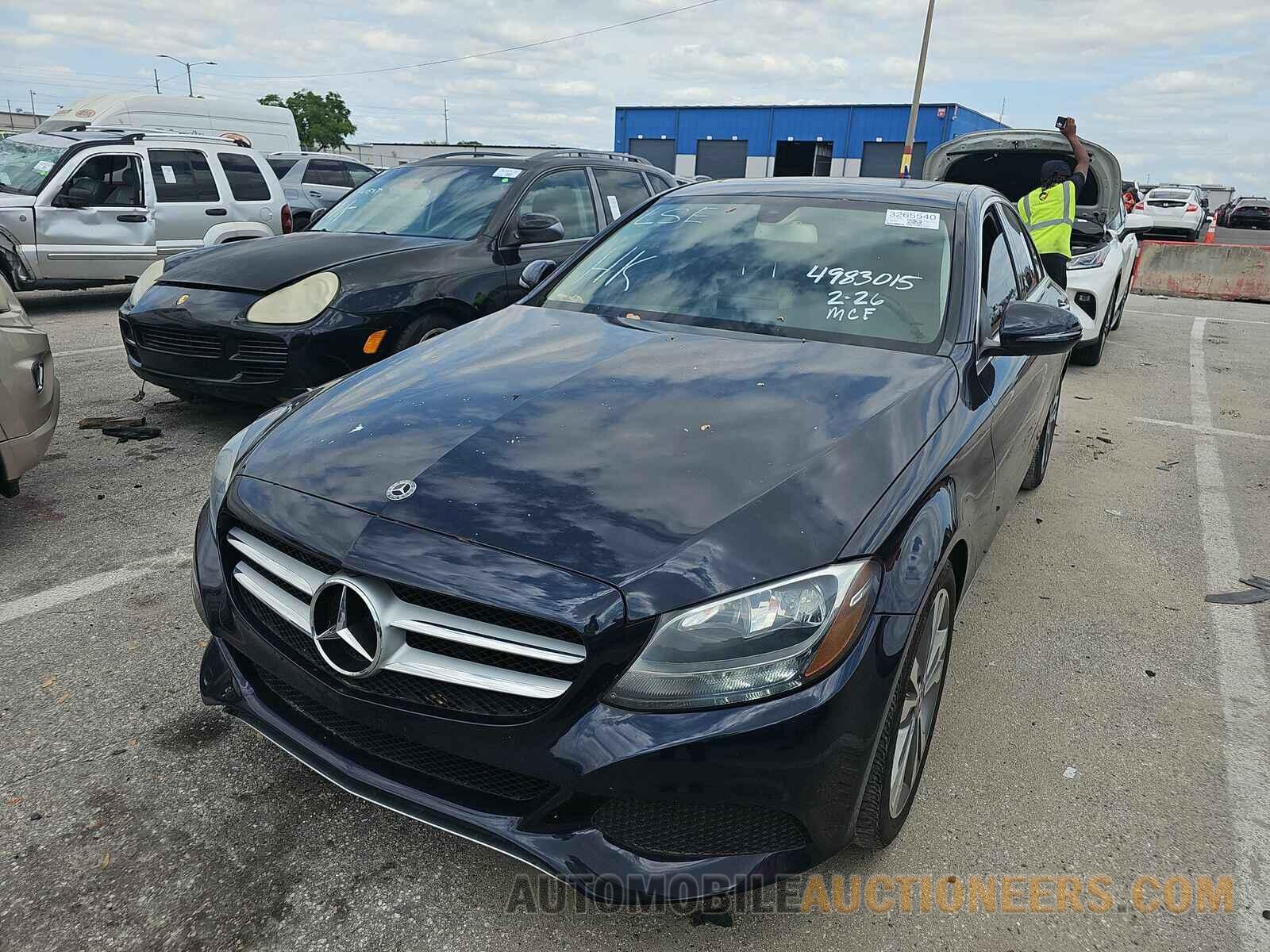 55SWF4JB1JU276351 Mercedes-Benz C 3 2018