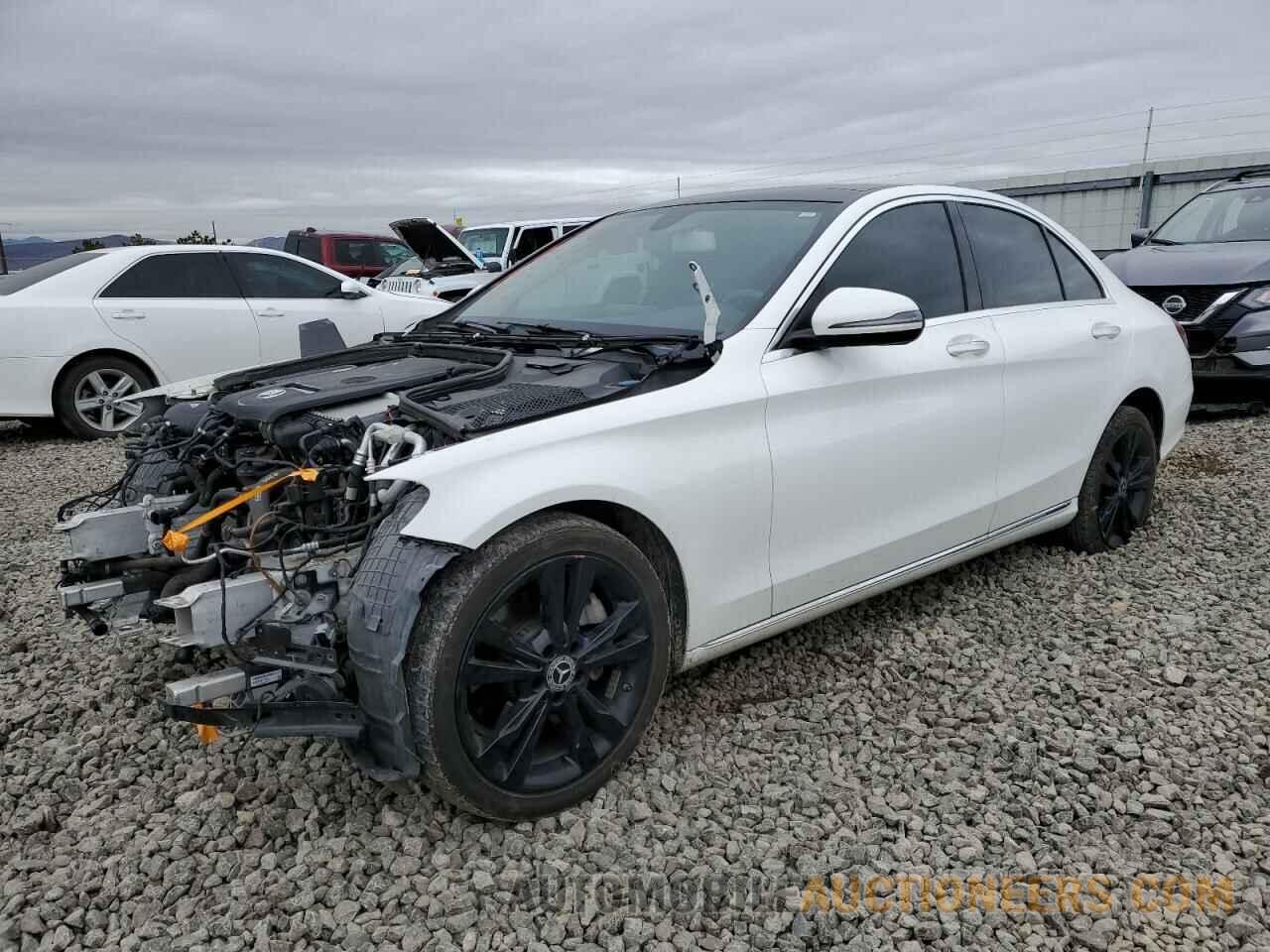 55SWF4JB4HU231723 MERCEDES-BENZ C-CLASS 2017