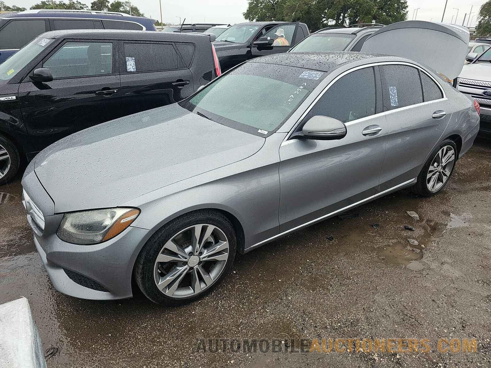 55SWF4JB5GU113498 Mercedes-Benz C 2016