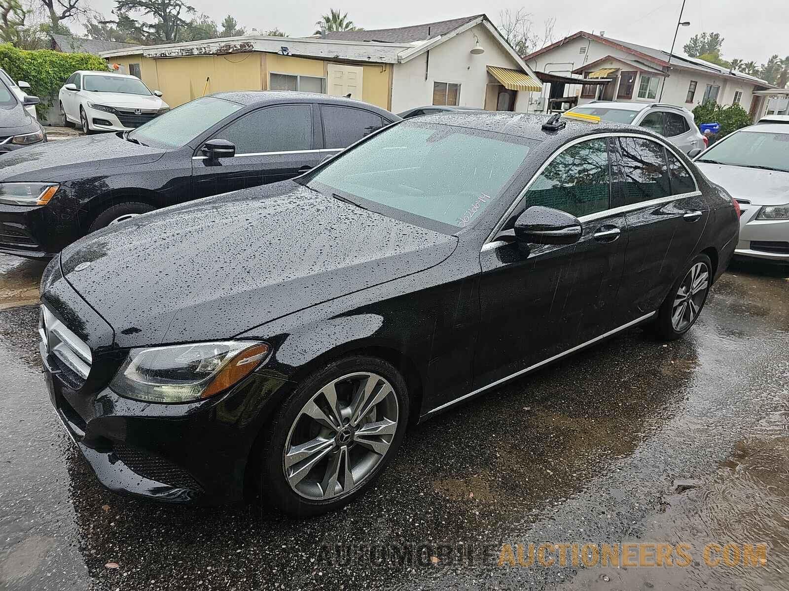 55SWF4JB5JU234748 Mercedes-Benz C 3 2018