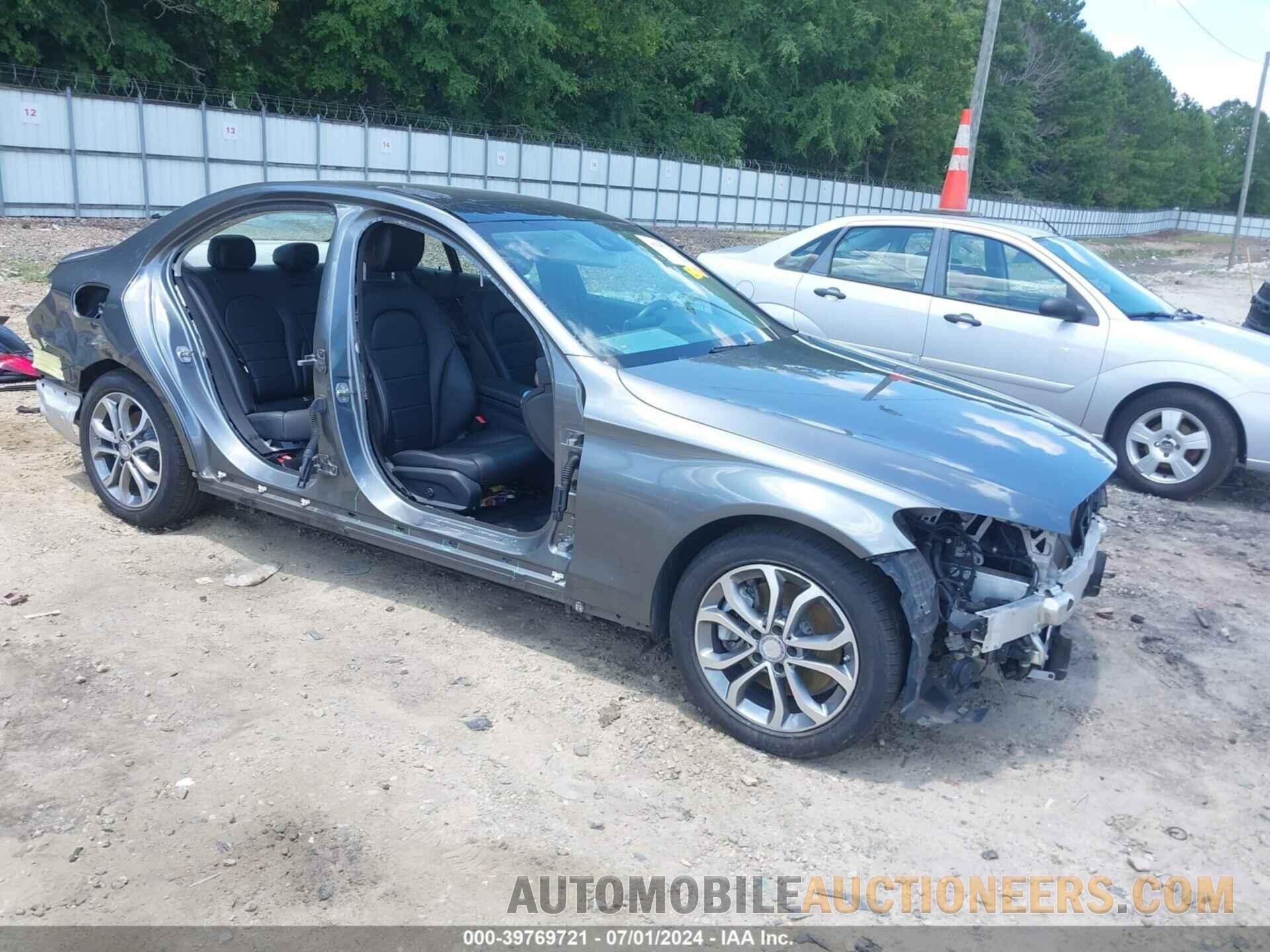 55SWF4JB6HU203048 MERCEDES-BENZ C 300 2017