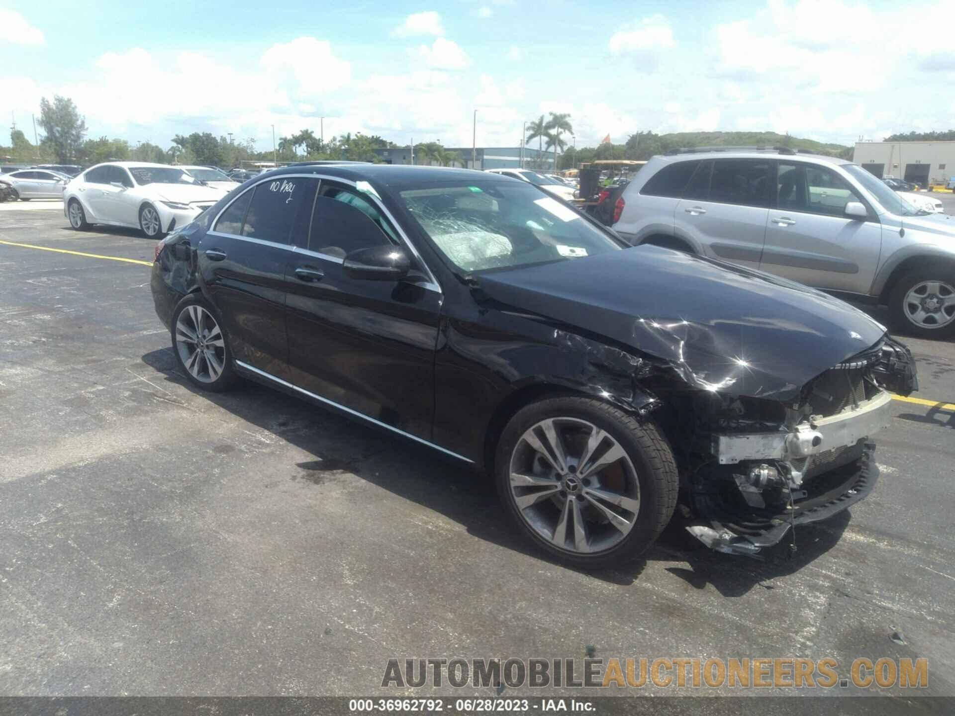 55SWF4JB6HU210775 MERCEDES-BENZ C-CLASS 2017