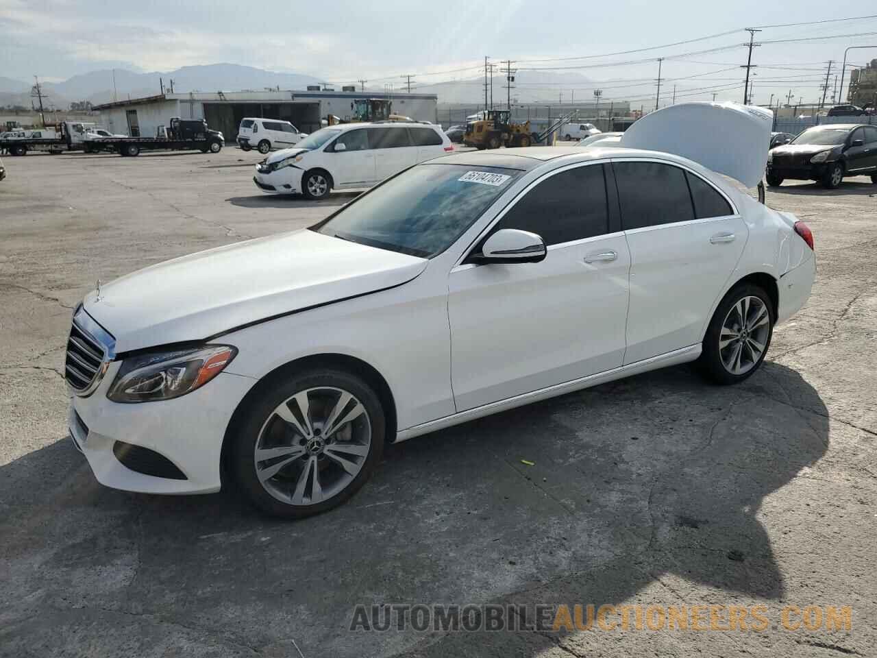 55SWF4JB6HU220352 MERCEDES-BENZ C-CLASS 2017