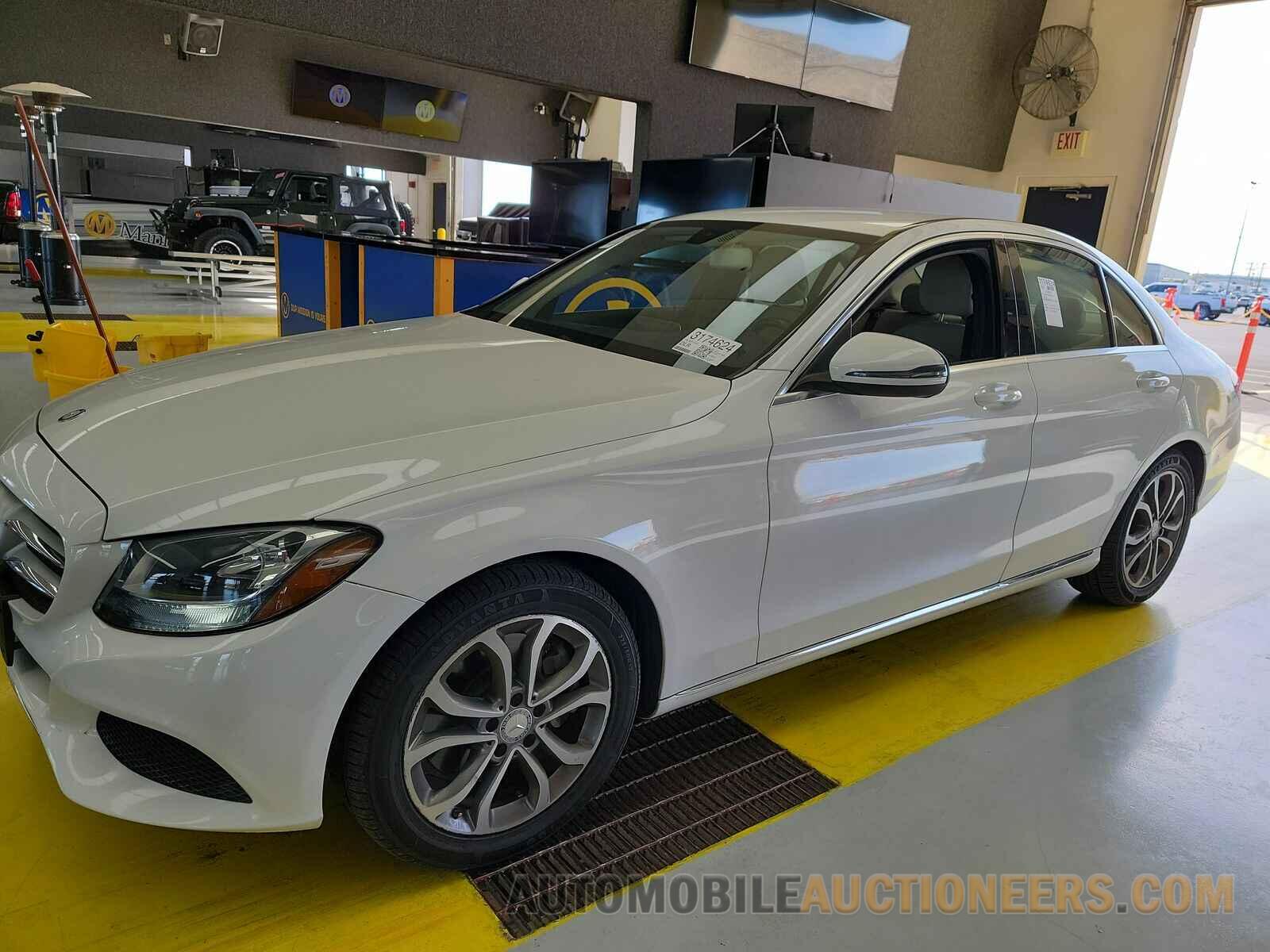 55SWF4JB7GU115091 Mercedes-Benz C-Class 2016