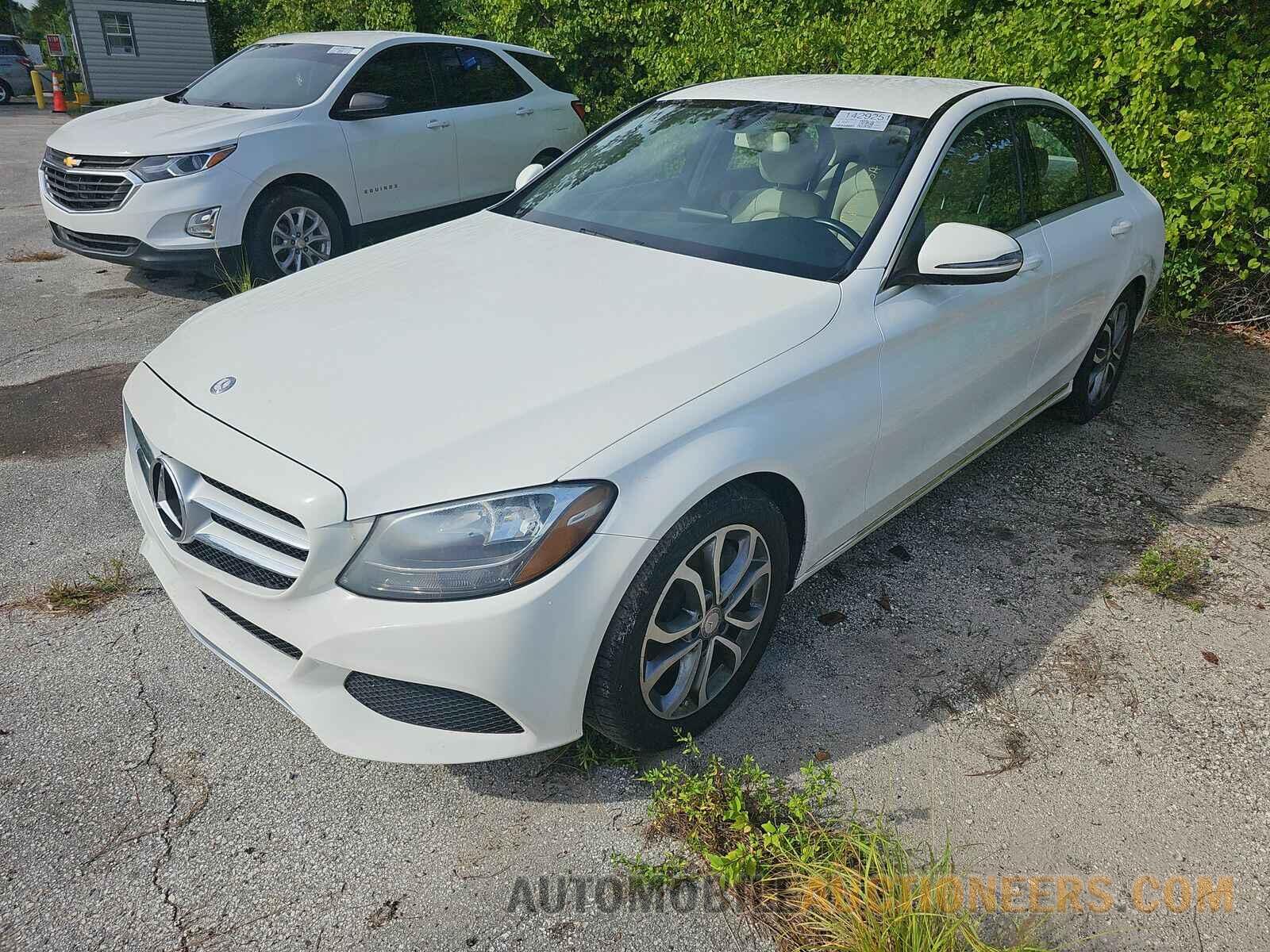 55SWF4JB7GU165912 Mercedes-Benz C 2016