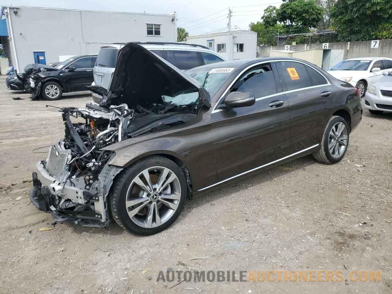 55SWF4JB7HU230596 MERCEDES-BENZ C-CLASS 2017