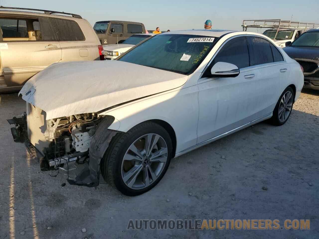 55SWF4JB7JU248876 MERCEDES-BENZ C-CLASS 2018