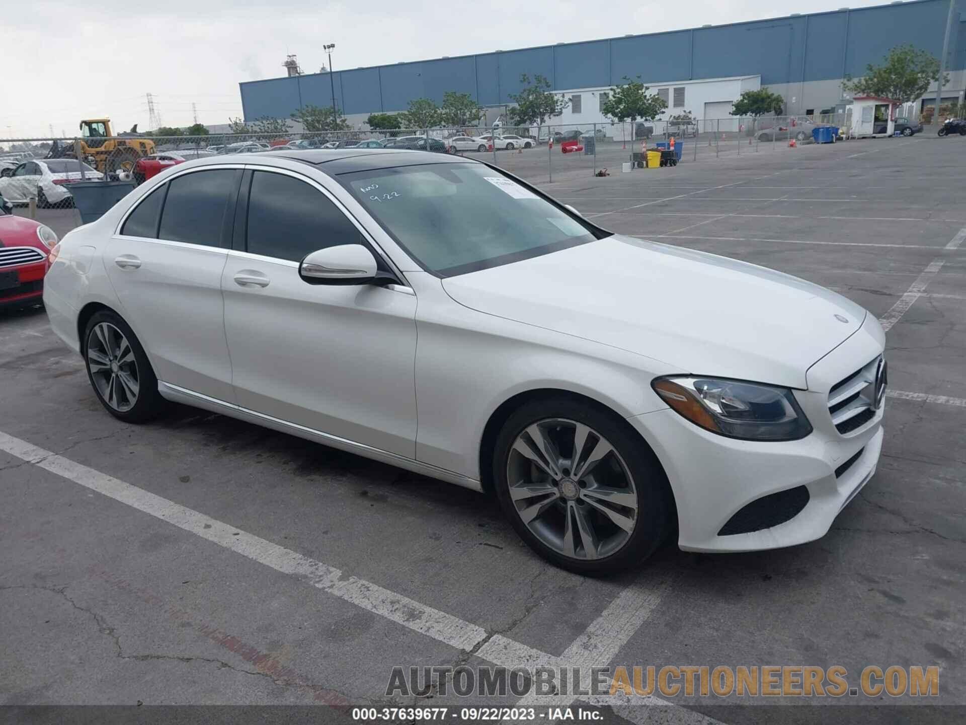 55SWF4JB8FU090698 MERCEDES-BENZ C 300 2015