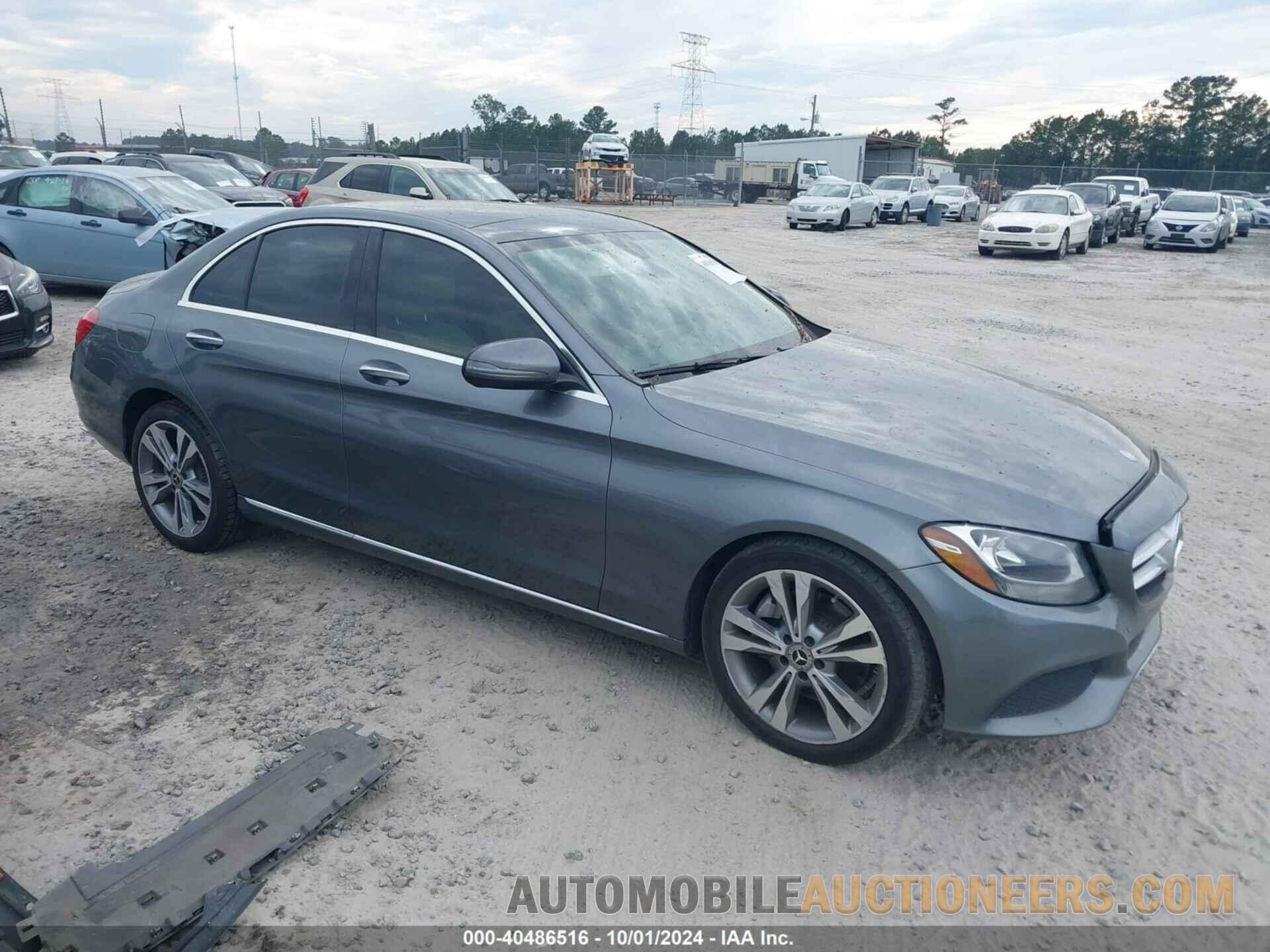 55SWF4JB8HU228033 MERCEDES-BENZ C 300 2017