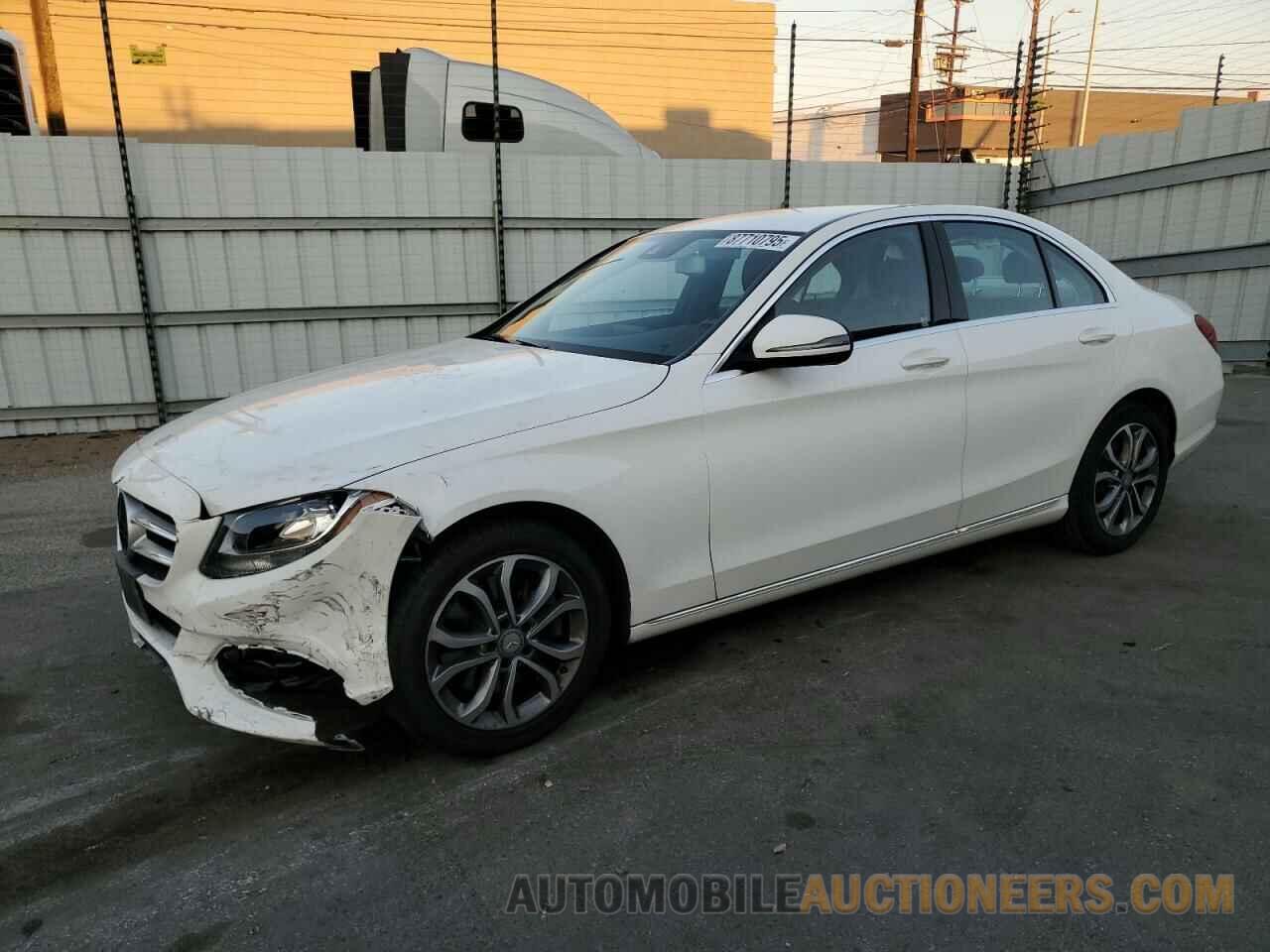 55SWF4JBXGU132953 MERCEDES-BENZ C-CLASS 2016