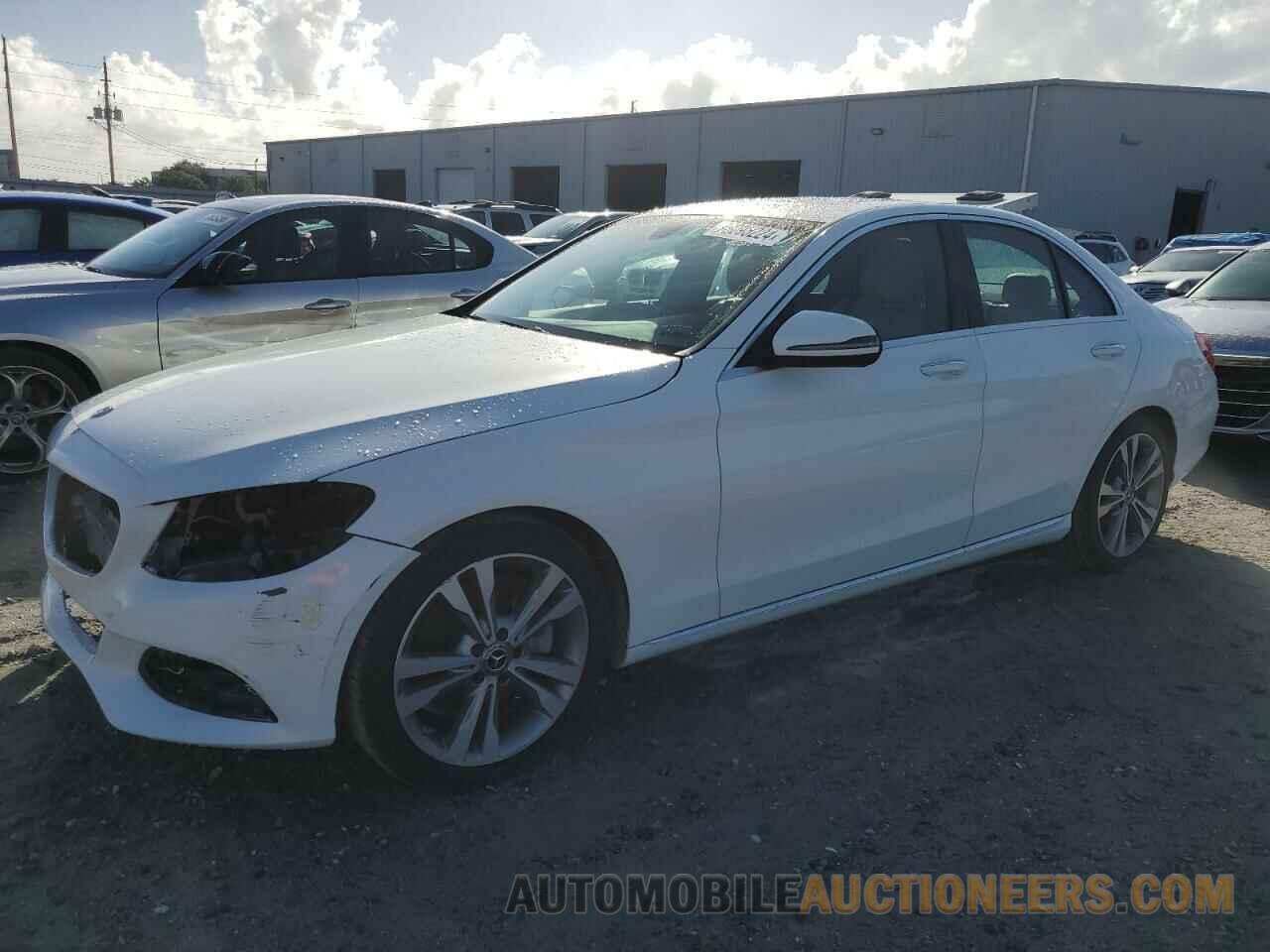 55SWF4JBXJU248757 MERCEDES-BENZ C-CLASS 2018