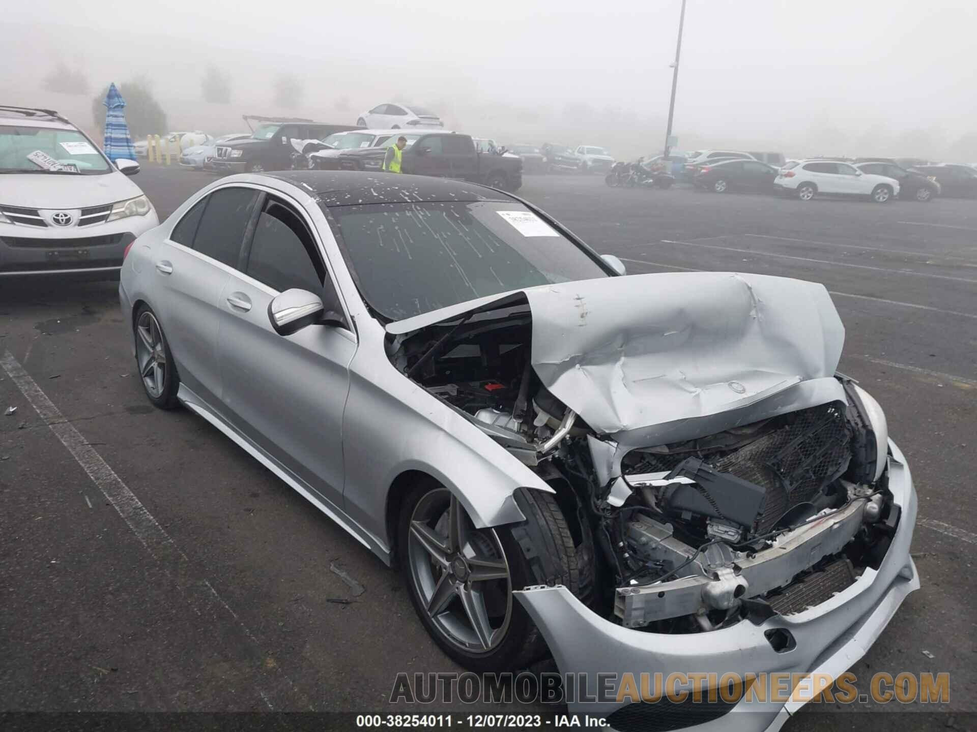 55SWF4KB2FU040877 MERCEDES-BENZ C 300 2015