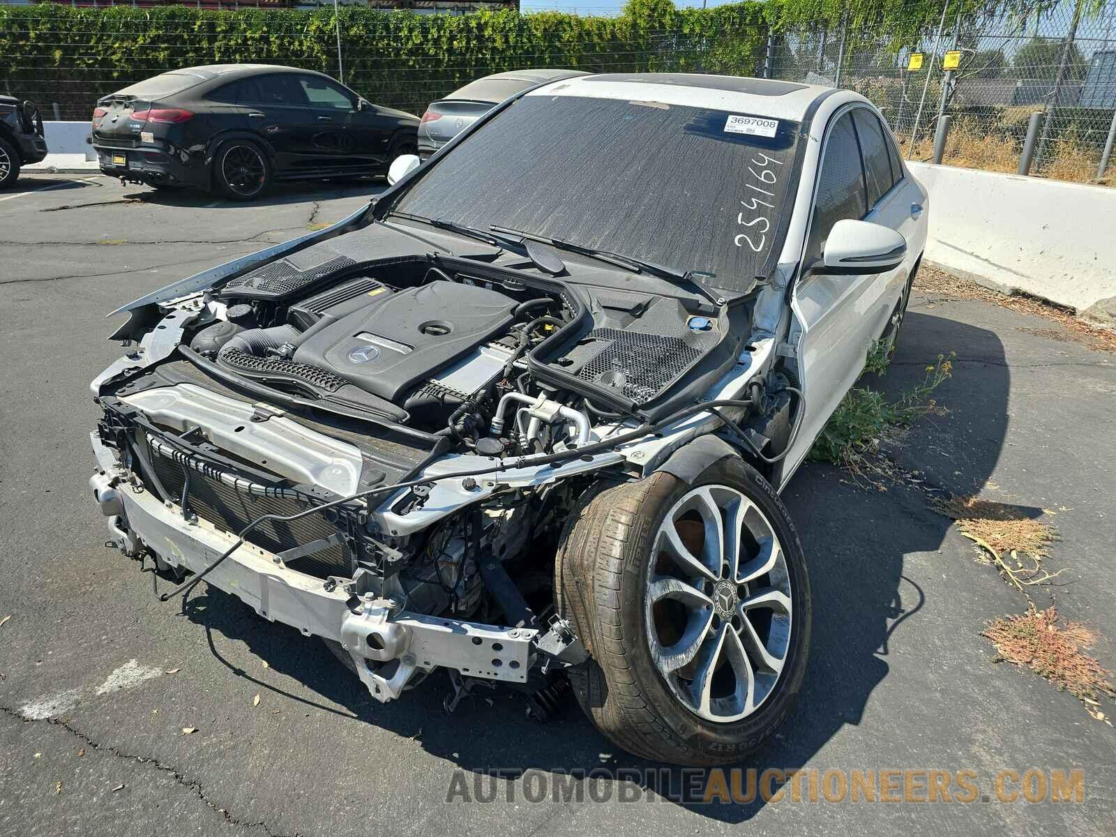 55SWF4KB4JU254164 Mercedes-Benz C 3 2018