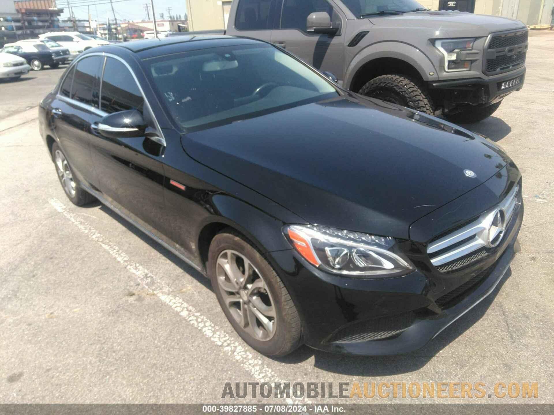 55SWF4KB5FU080368 MERCEDES-BENZ C 300 2015