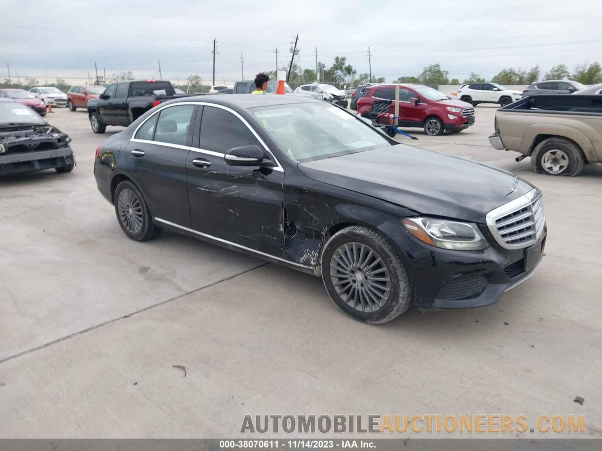 55SWF4KB8FU014686 MERCEDES-BENZ C 300 2015