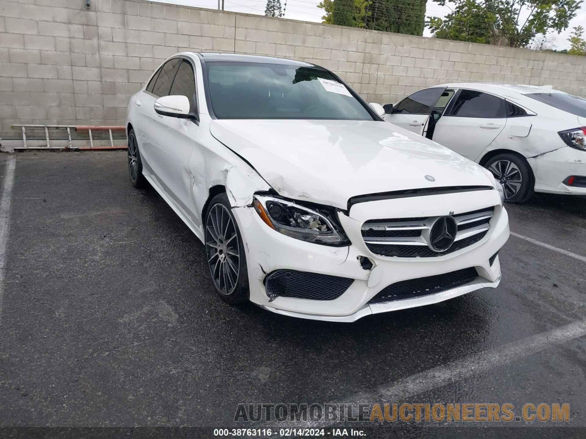 55SWF4KB8FU027986 MERCEDES-BENZ C 300 2015