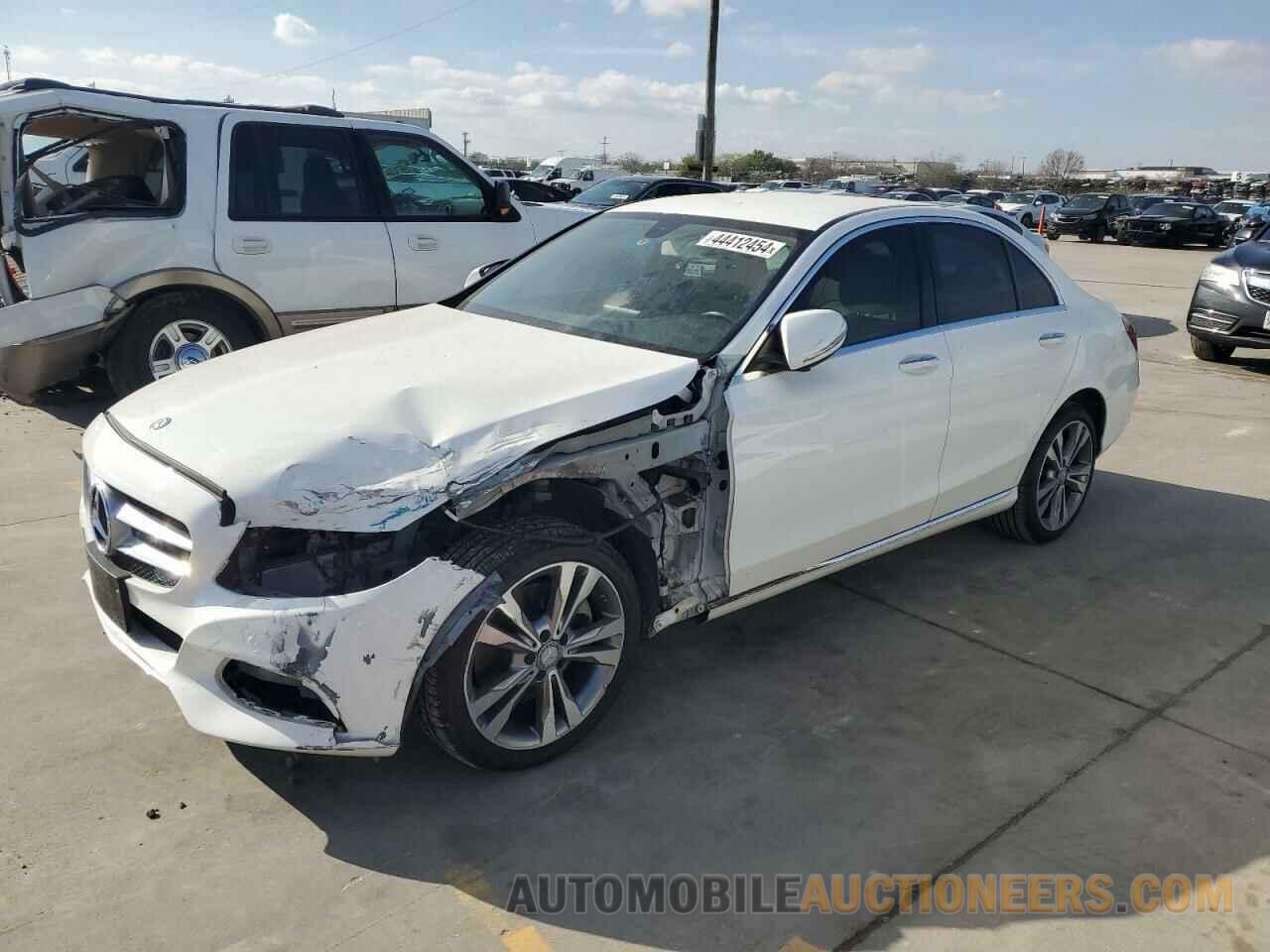 55SWF4KB9FU035899 MERCEDES-BENZ C-CLASS 2015