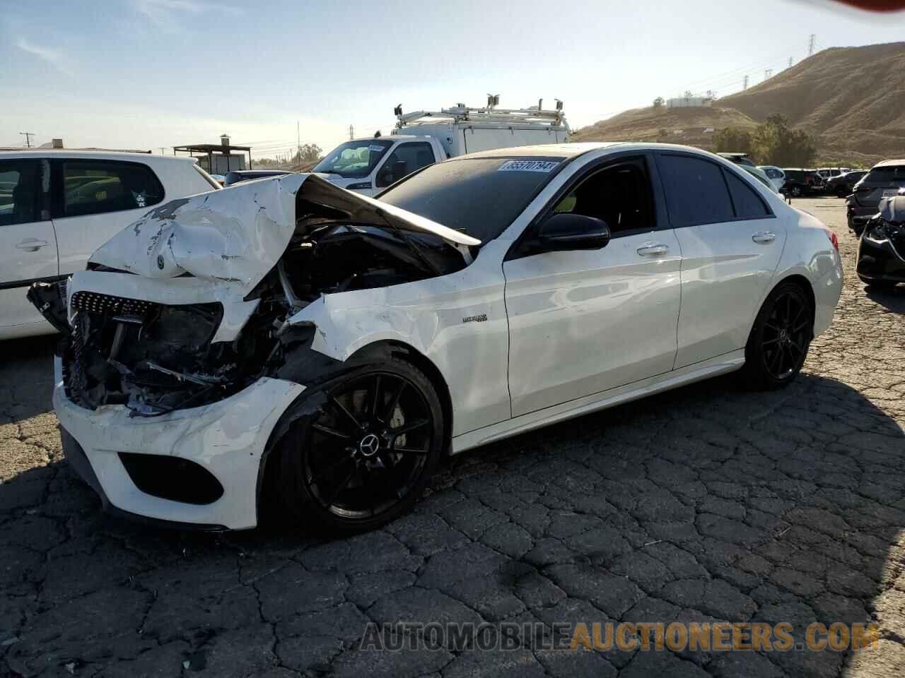 55SWF6EB6JU247224 MERCEDES-BENZ C-CLASS 2018