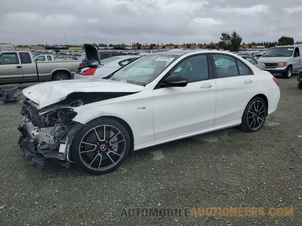 55SWF6EB7HU181129 MERCEDES-BENZ C-CLASS 2017