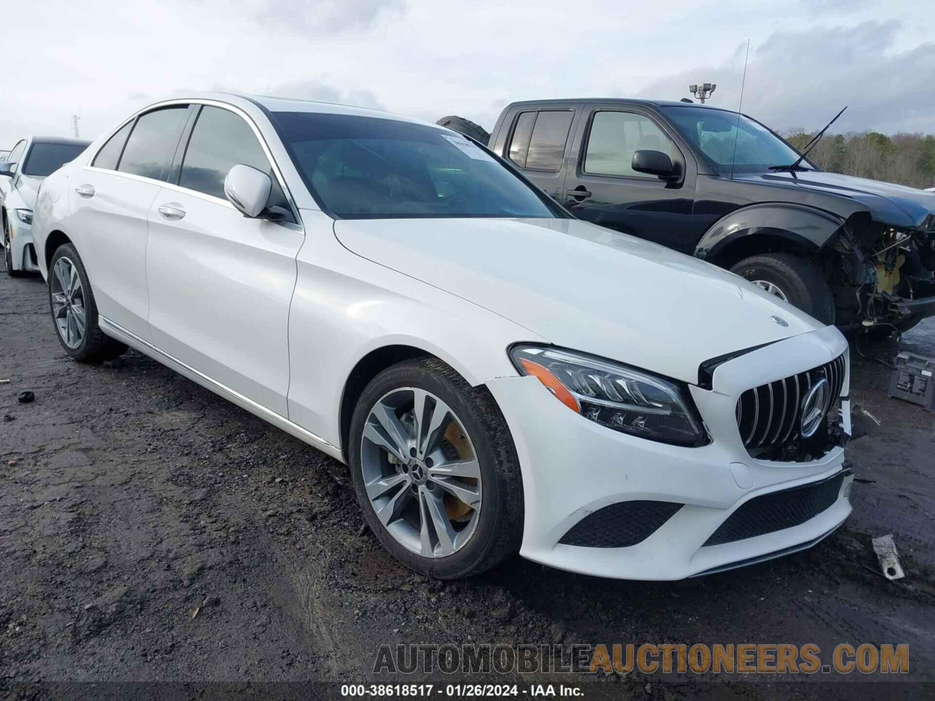 55SWF8DB7KU300916 MERCEDES-BENZ C 300 2019