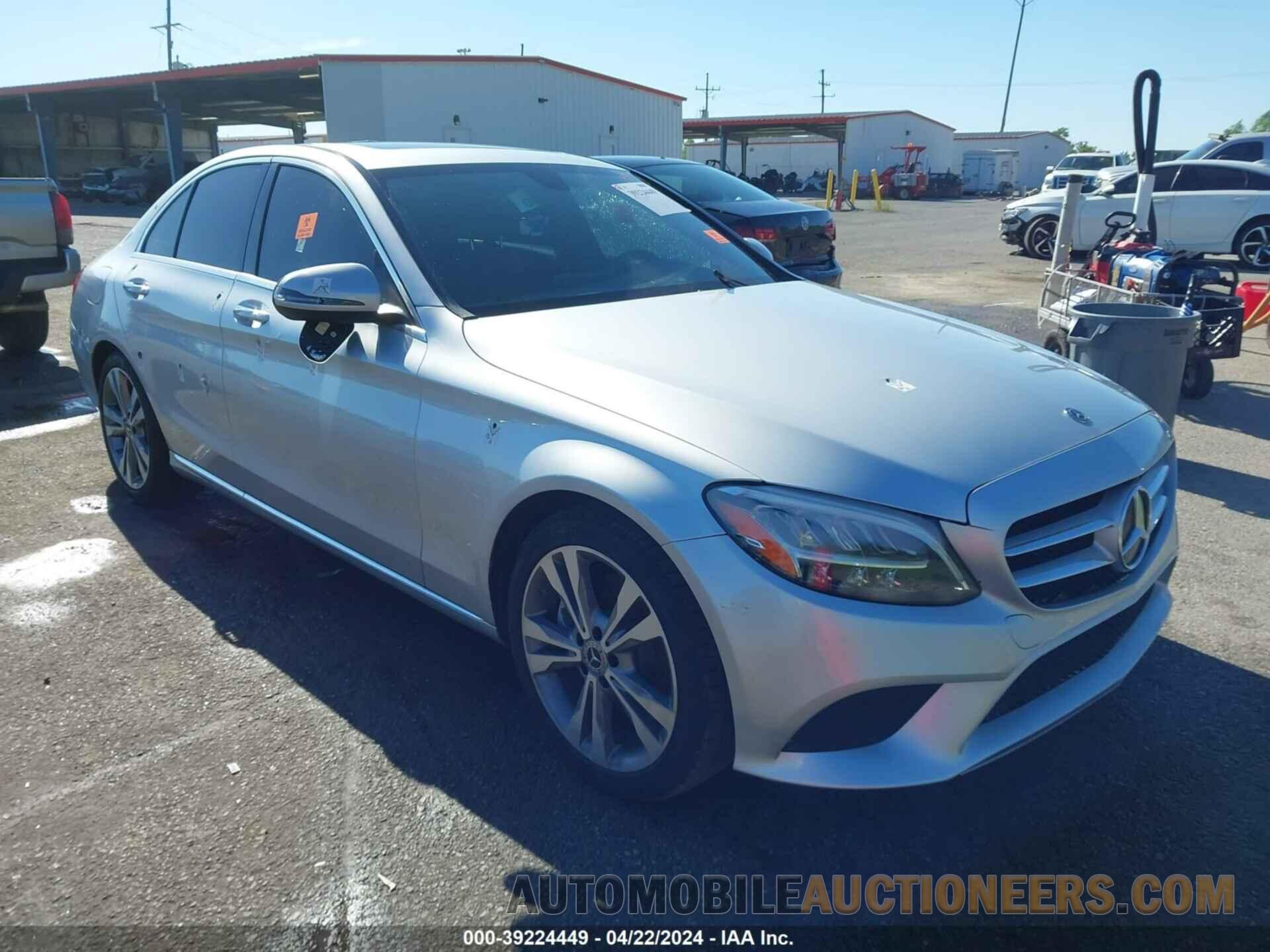 55SWF8DB8KU289361 MERCEDES-BENZ C 300 2019