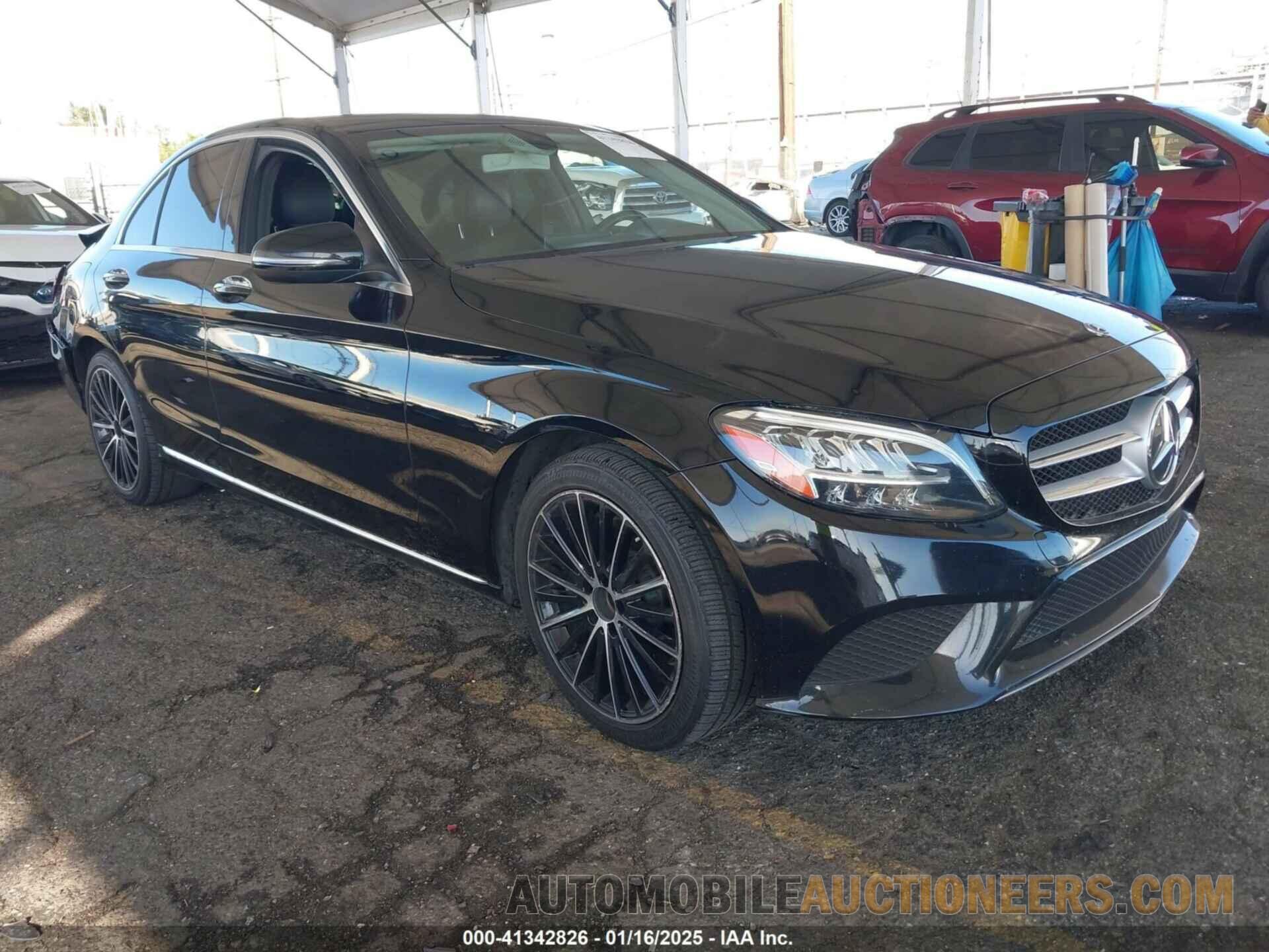 55SWF8DB8KU296035 MERCEDES-BENZ C 300 2019