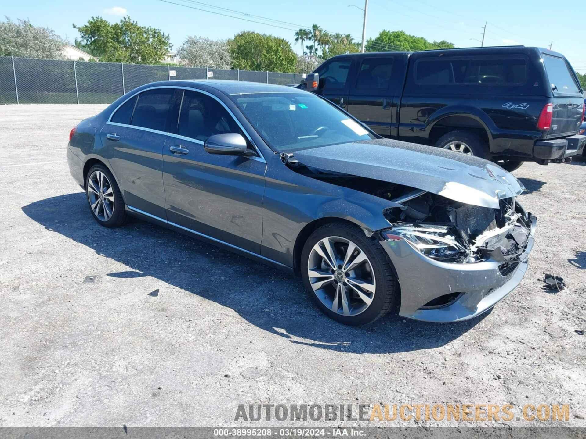 55SWF8DB8KU300424 MERCEDES-BENZ C 300 2019