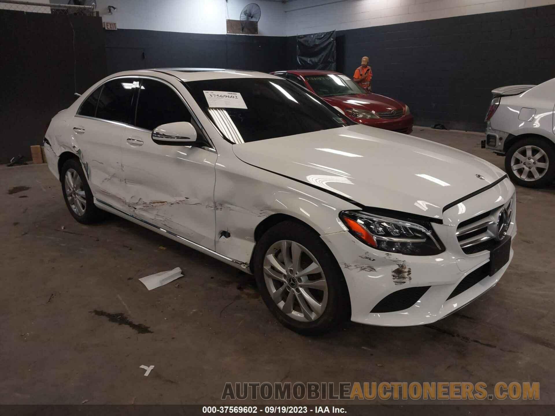 55SWF8EB2KU287572 MERCEDES-BENZ C 300 2019