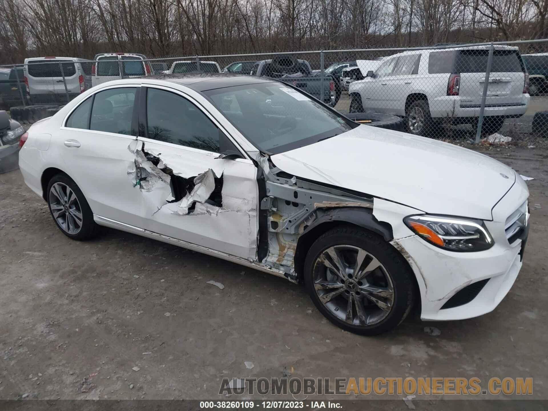 55SWF8EB5KU285640 MERCEDES-BENZ C 300 2019