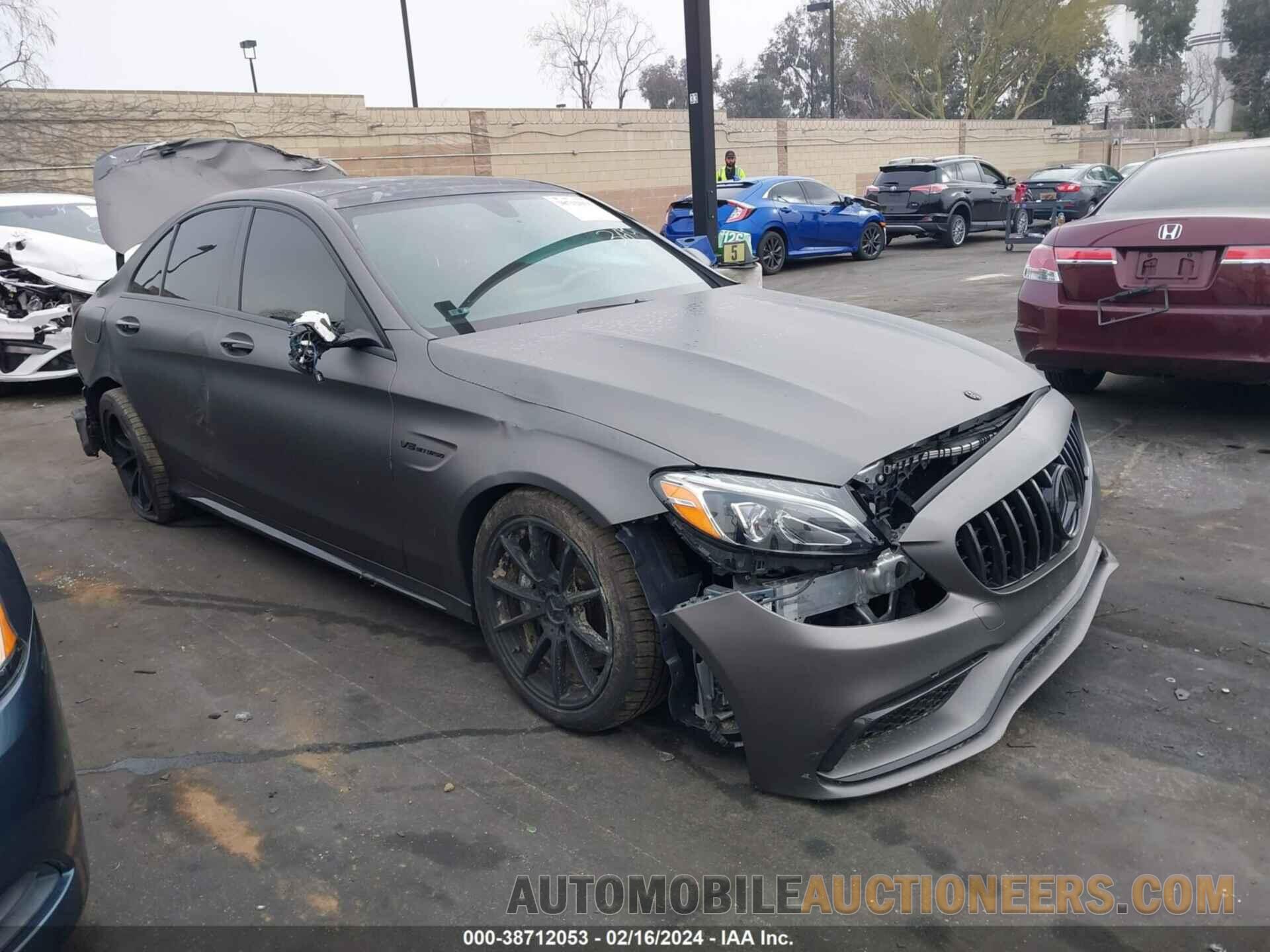 55SWF8GB2HU221674 MERCEDES-BENZ AMG C 63 2017