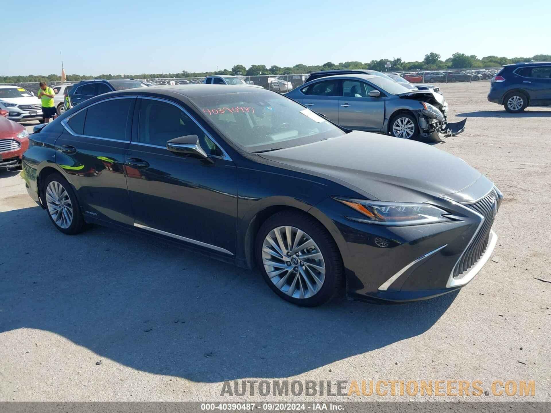 58AB21B10KU001051 LEXUS ES 2019