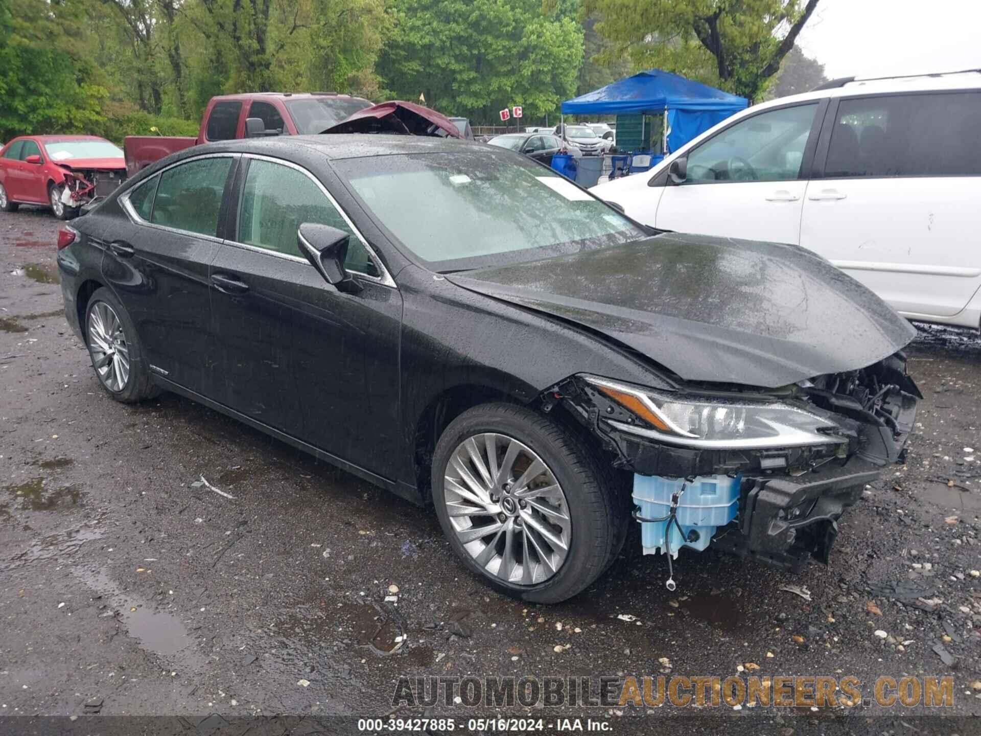 58AB21B12KU001424 LEXUS ES 300H 2019