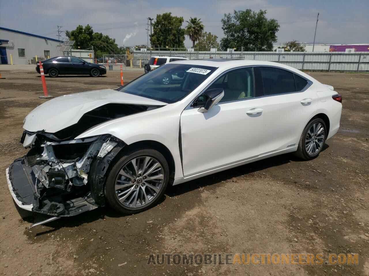 58AB21B12KU002766 LEXUS ES300 2019