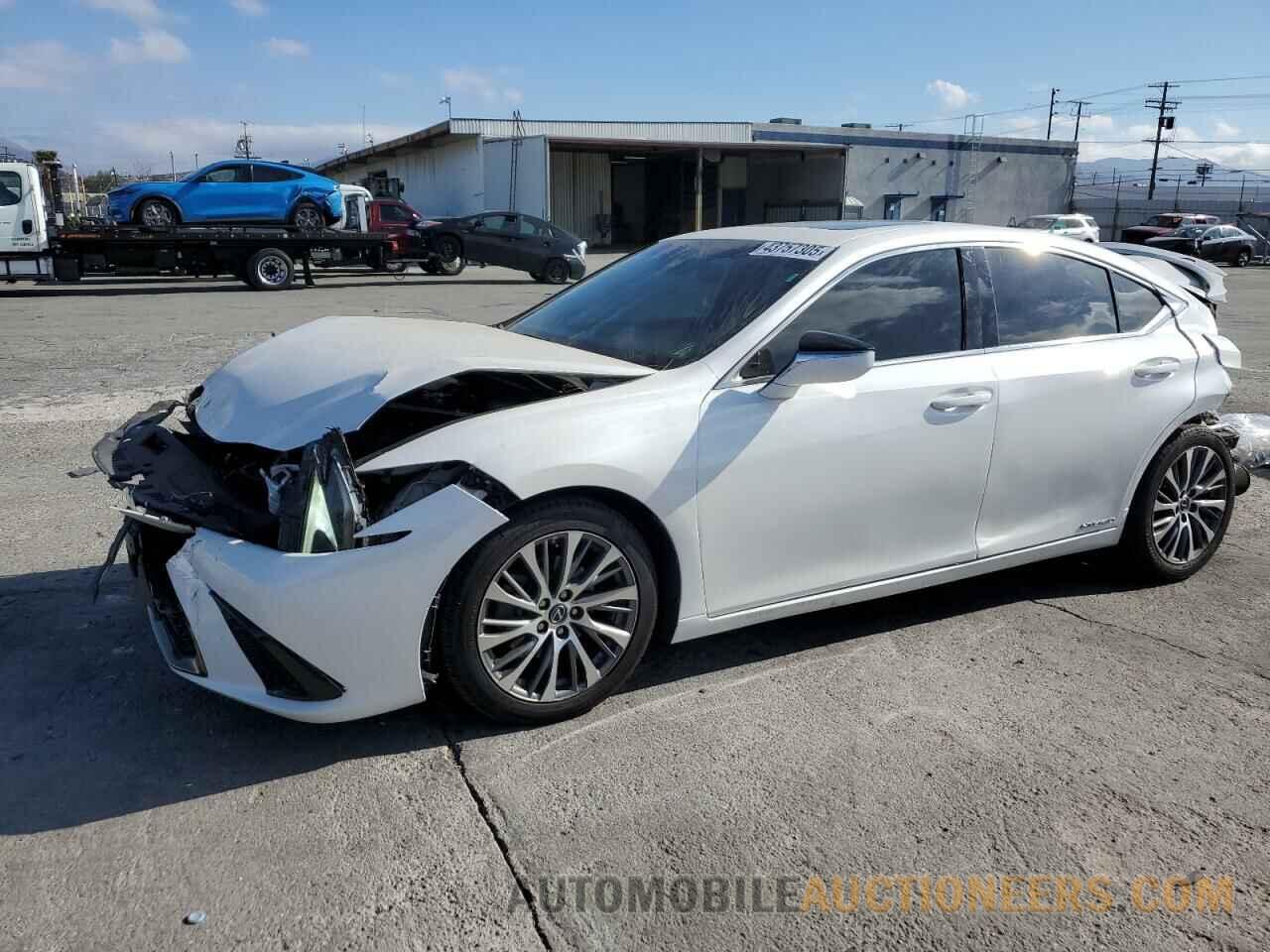 58AB21B14KU003191 LEXUS ES300 2019