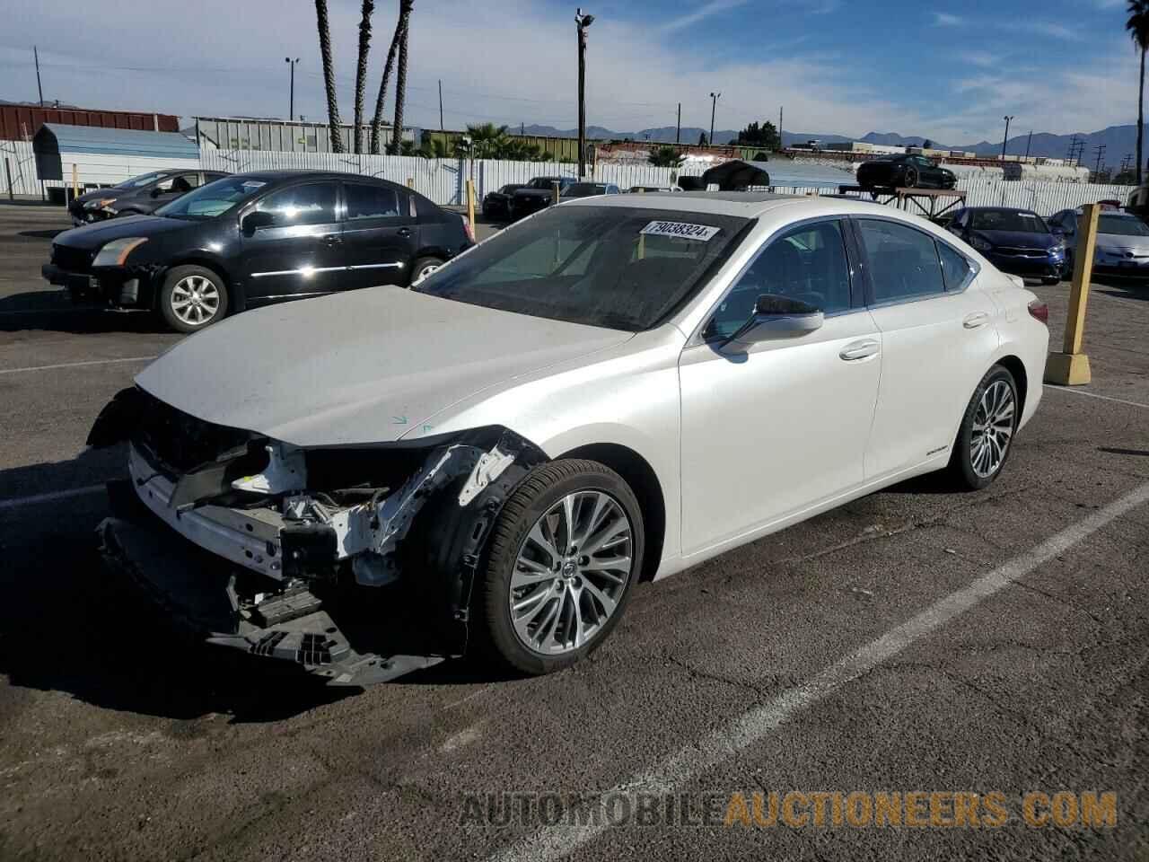 58AB21B15KU001353 LEXUS ES300 2019