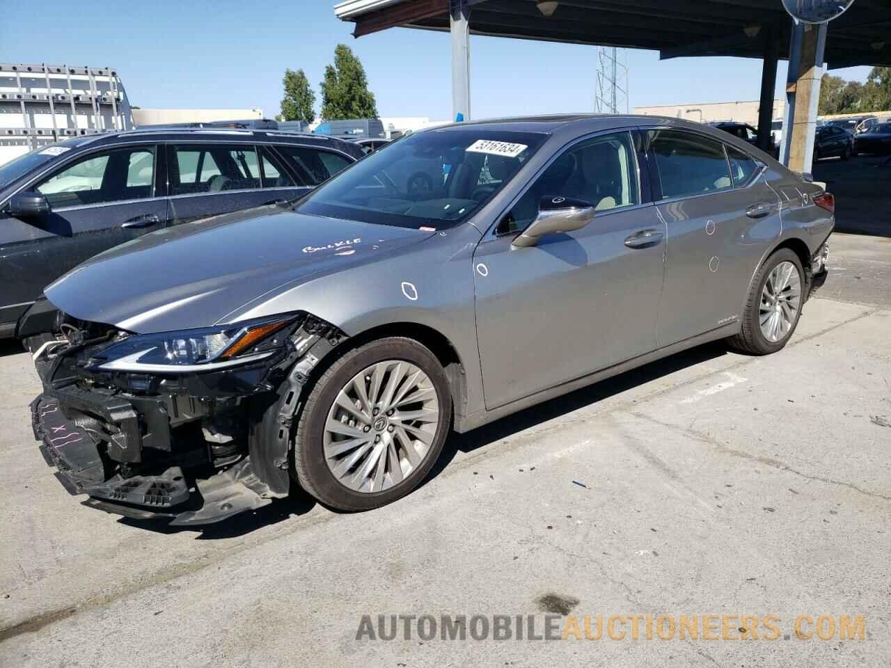 58AB21B17KU002391 LEXUS ES300 2019