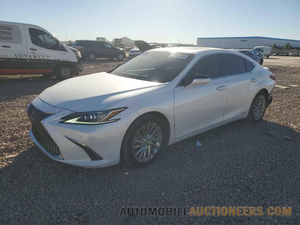 58AB21B18KU001363 LEXUS ES300 2019