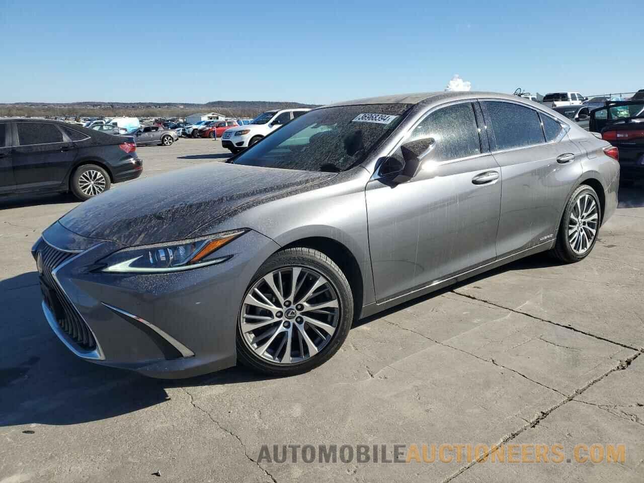 58AB21B18KU001749 LEXUS ES300 2019