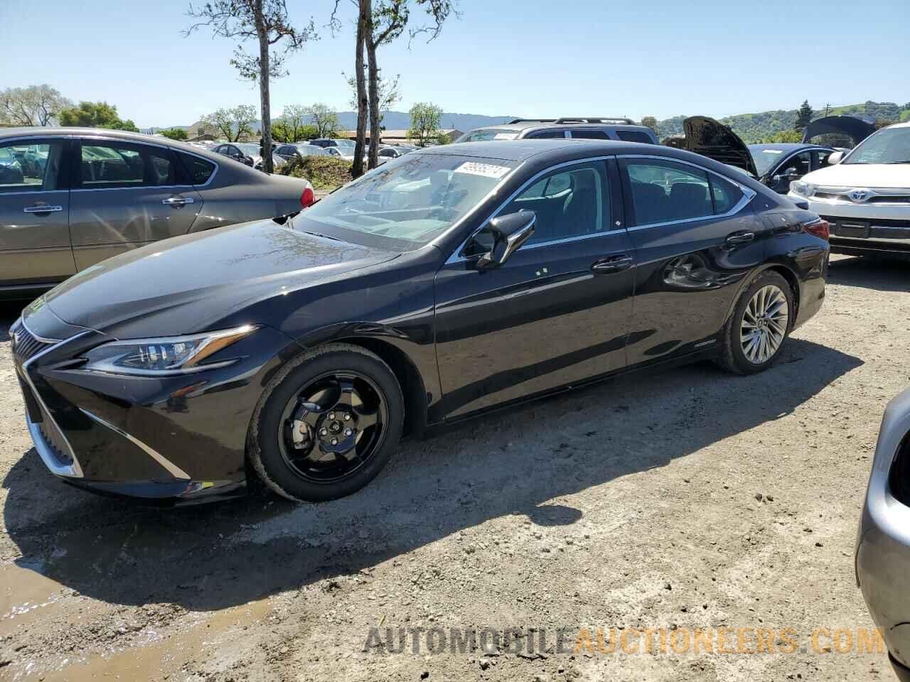 58AB21B18KU003467 LEXUS ES300 2019