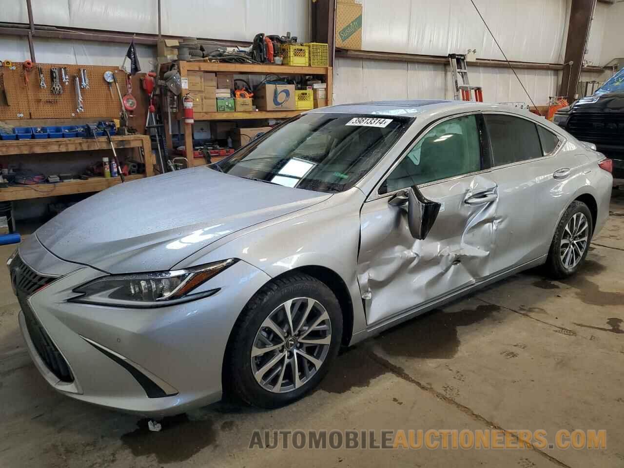 58AB21B1XPU013876 LEXUS ES 300H F- 2023