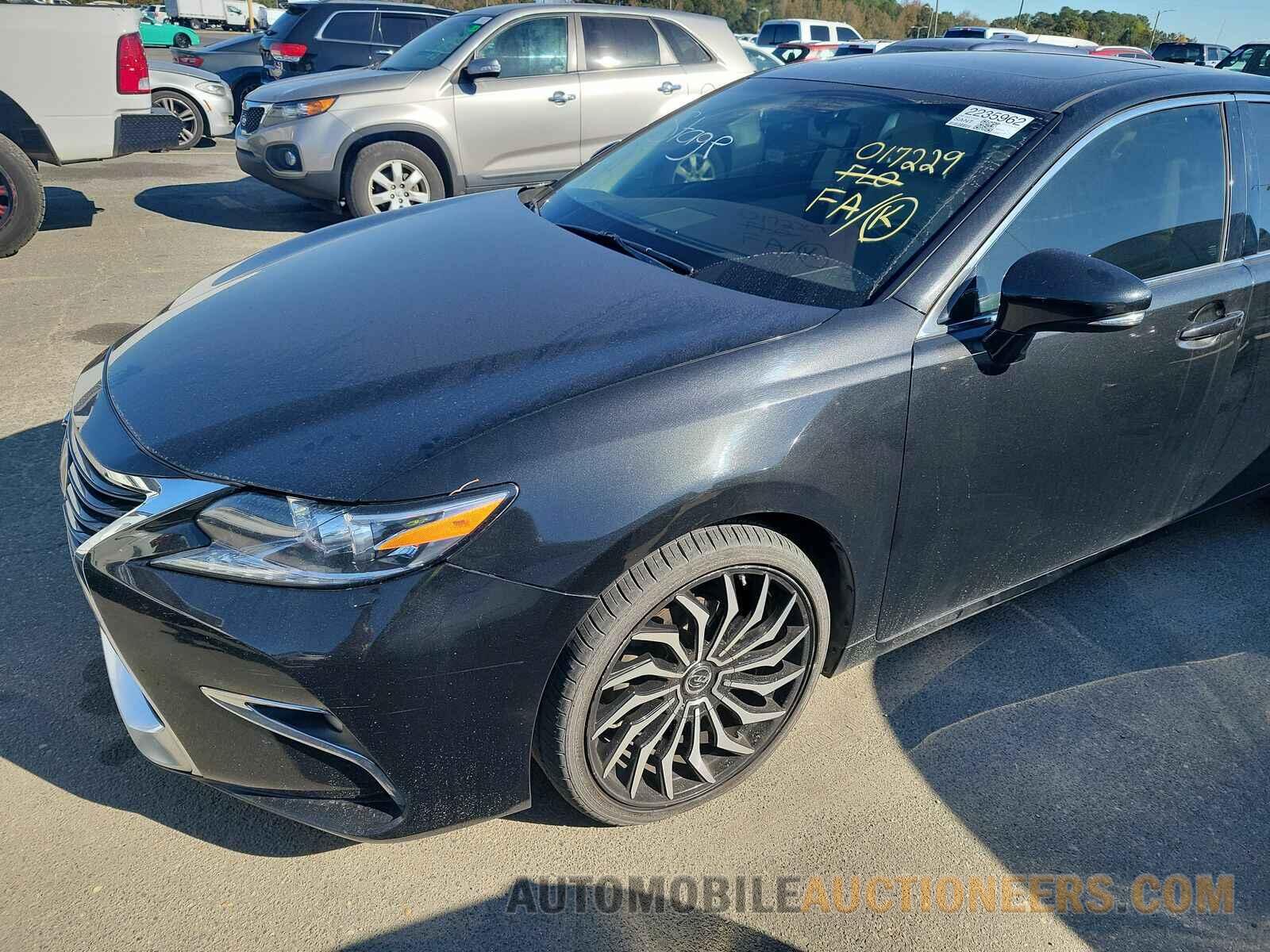 58ABK1GG1GU017229 Lexus ES 2016