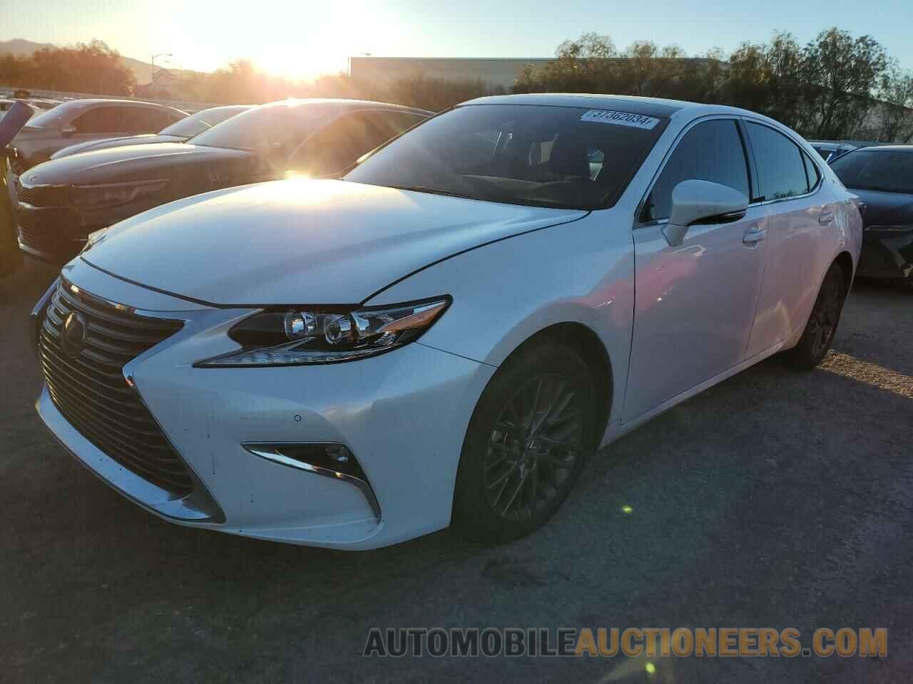 58ABK1GG1JU096747 LEXUS ES350 2018