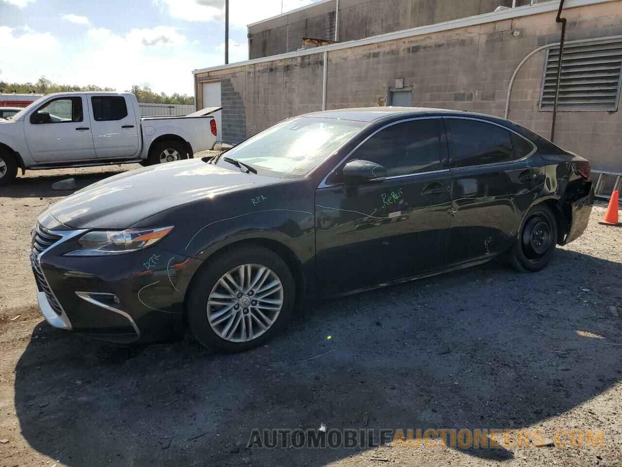 58ABK1GG2HU052010 LEXUS ES350 2017