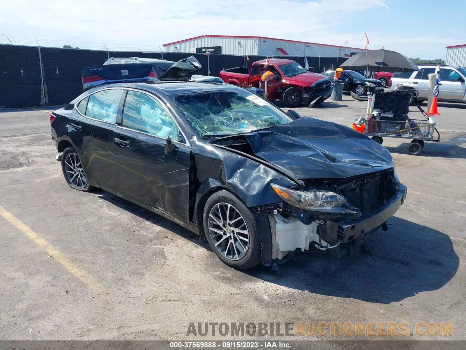 58ABK1GG5JU095360 LEXUS ES 2018