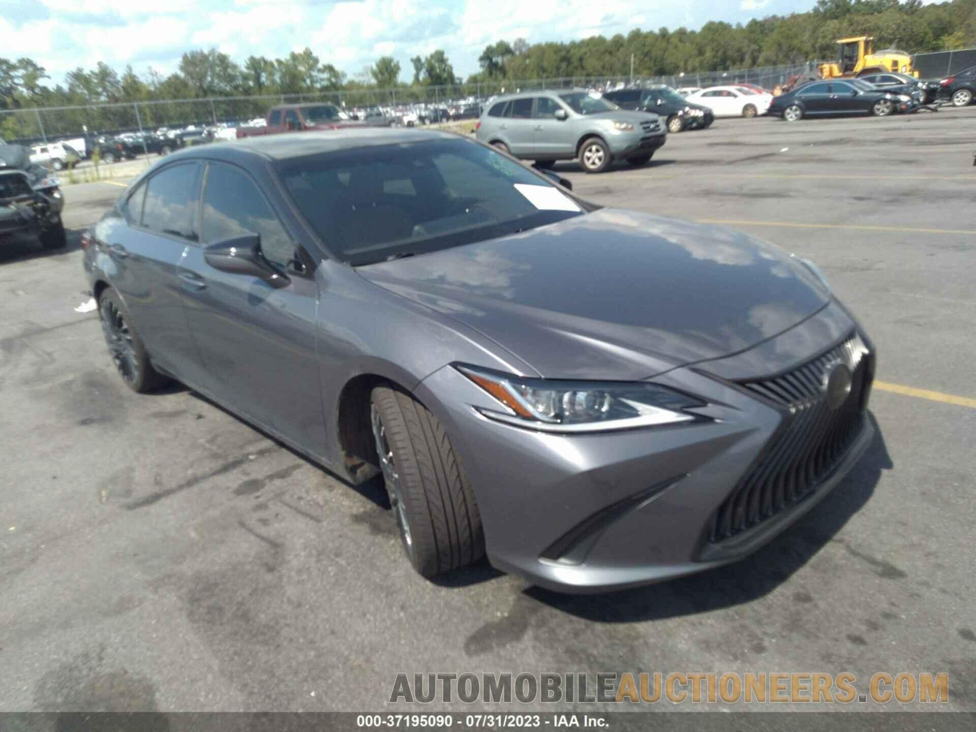 58ABZ1B10KU003653 LEXUS ES 2019