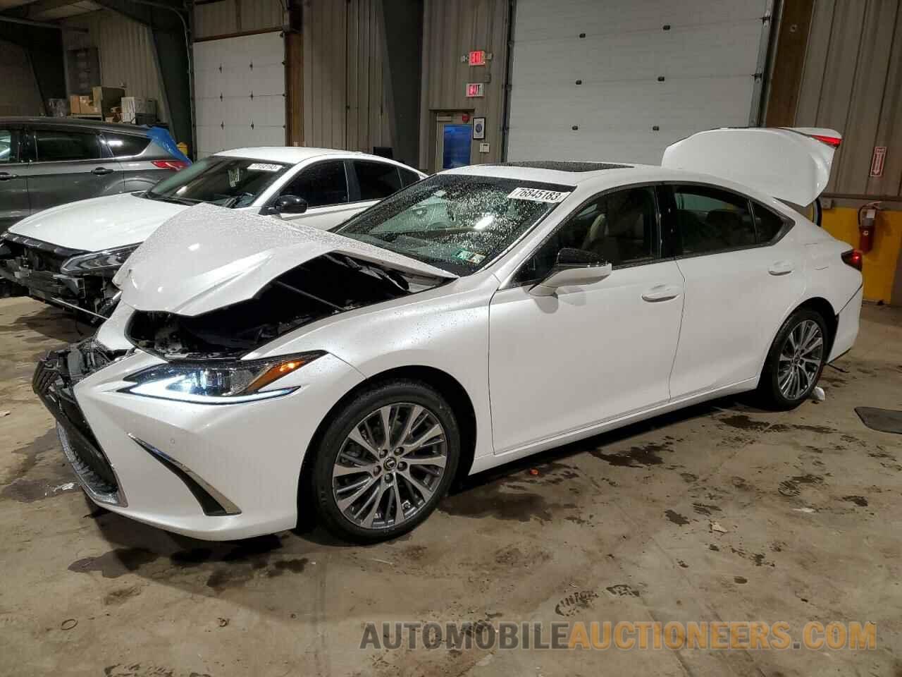 58ABZ1B10KU004673 LEXUS ES350 2019