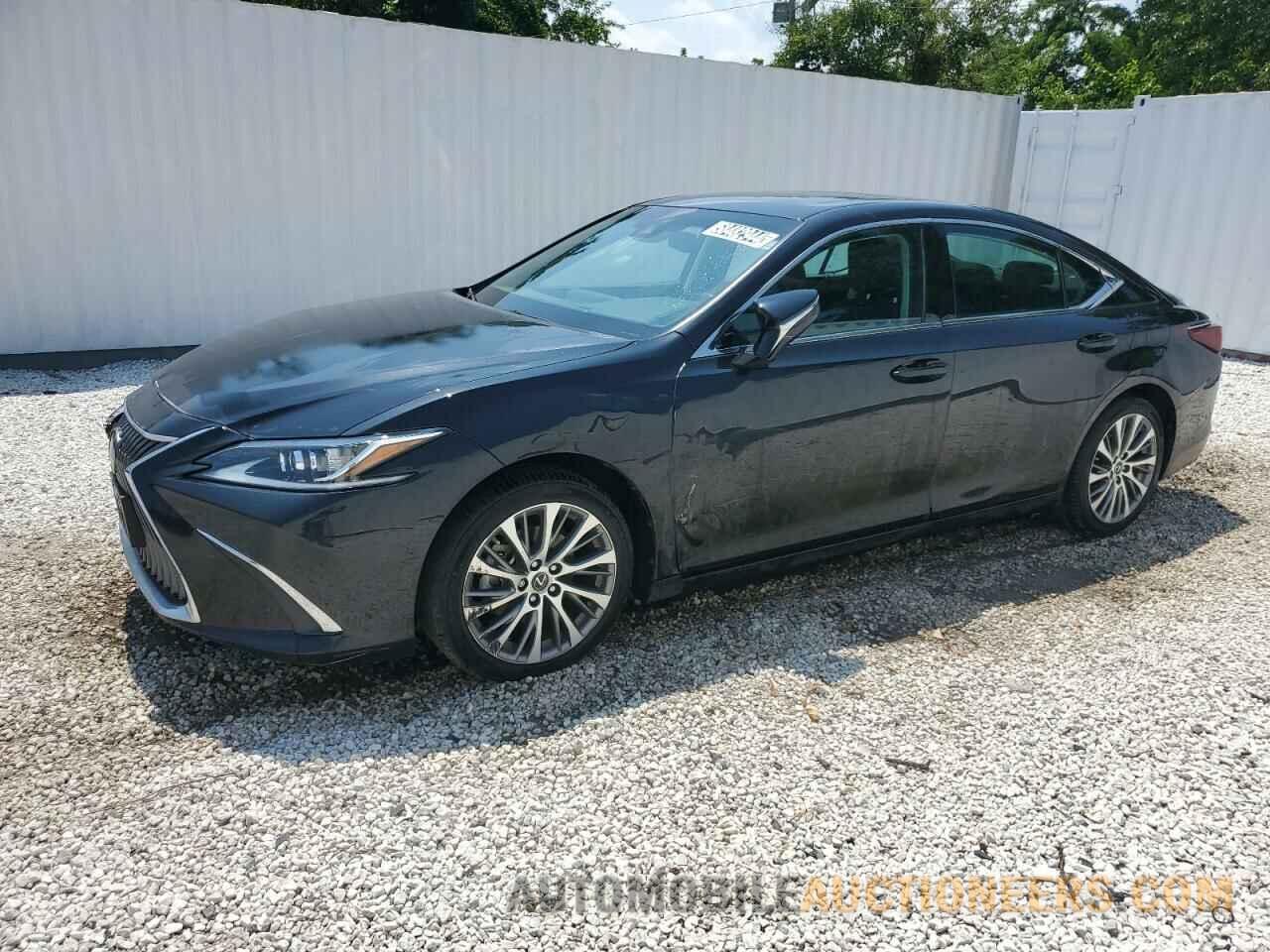 58ABZ1B10KU015494 LEXUS ES350 2019